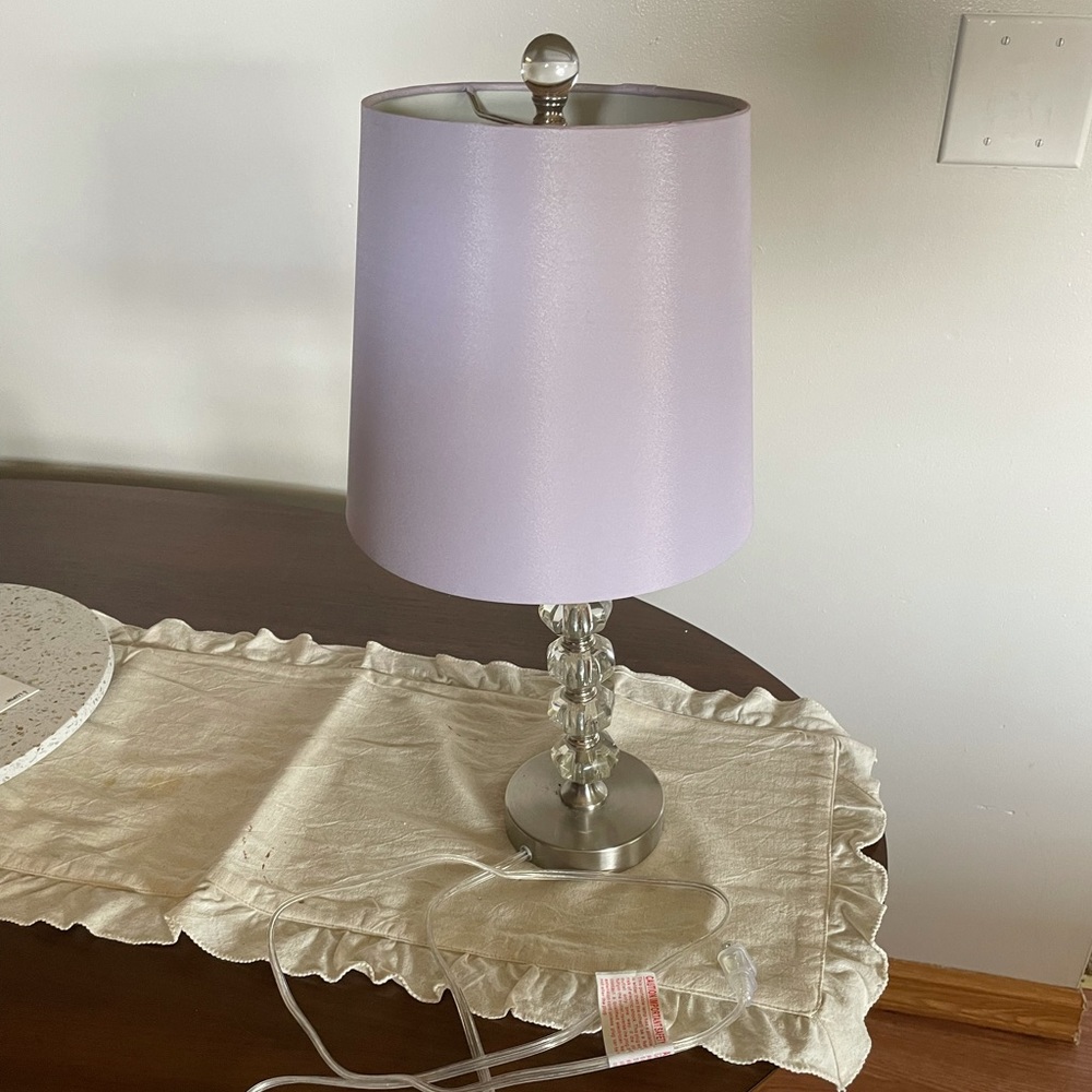 Table lamp